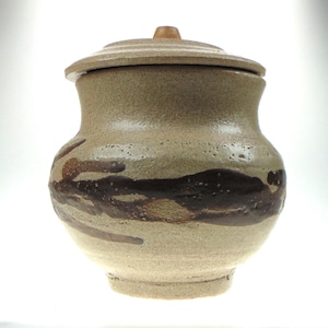 Hand Crafted Pottery Jar with Lid. Neutral Colours Mid Century Design. Earthenware Lidded Jar 1970s Aesthetic with Brown