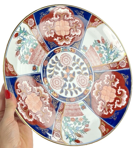 Vintage Japanese Relief Plate, Charger, Wall Plate. Made in Japan 31cm Diameter
