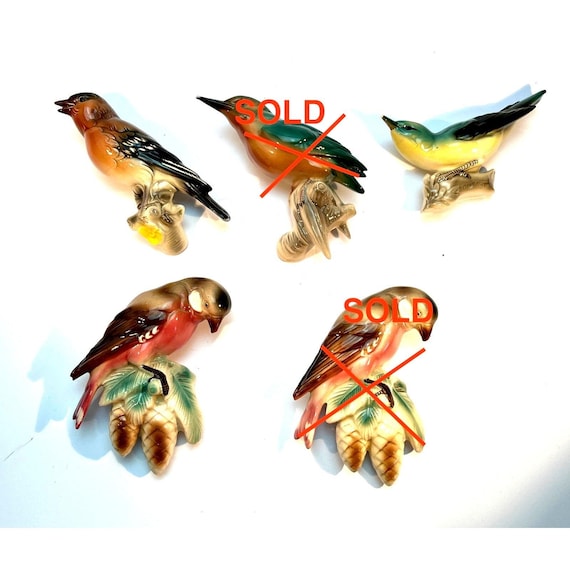 Set 3 Hertwig Katzhütte Bird Wall Plaques 1930s German Porcelain Figurines