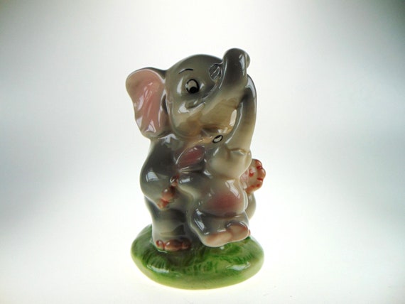 Vintage Elephant Piggybank or Moneybox from St Michael. 1970s Children's Moneybox