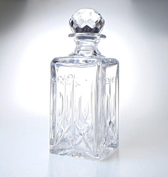 Webb Crystal Decanter. Luxury Decanter in Vintage Crystal. Square Decanter