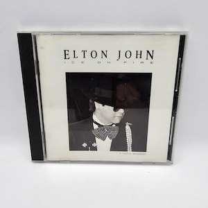 Music CD Elton John - Ice on Fire. Great CD!