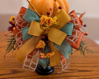 Autumn Pumpkin Candlestick Centerpiece: Thanksgiving Fall Decor