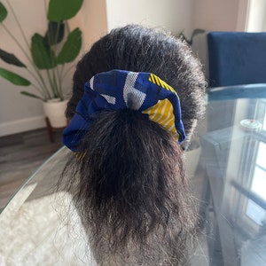 Handmade scrunchie,  cotton scrunchie,  printed scrunchie, scrunchie for thick hair, medium sized scrunchy
