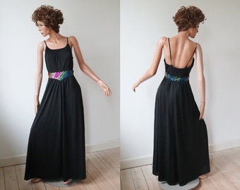 Black 80s Strap/Halterneck Maxi Dress With Sequinned Waistline In Bright Colors // Size 38