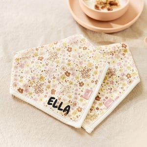 Baby scarf, baby gifts, baby triangular scarf, baby scarf, personalized baby scarf, birth gift, baby gift, christening gift