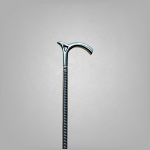 Bastón táctico de aluminio de 36 pulgadas: ligero, ajustable y con agarre cómodo.