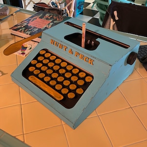 Typewriter Birdhouse Plans