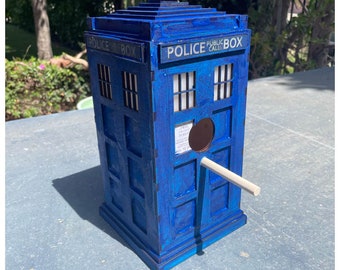 TARDIS Birdhouse