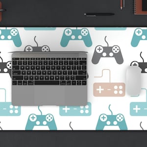 Retro Gaming Tastaturmatte | Gamer Geschenk | Geschenk für Ihn| Extra Großes Mousepad| Büro Accessoires| Geschenk zum Vatertag| Gaming Mauspad | Schreibtischunterlage