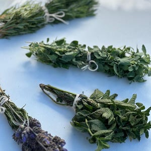 Dried Herb Bundles, Dried Rosemay, Mint, Lavender & Oregano, Dried herbs, Organically Grown Herbs, Fragrant Herbal Tea Bundles, Kitchen Gift