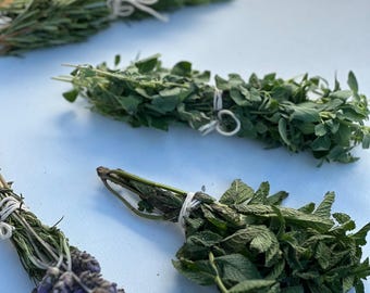 Dried Herb Bundles, Dried Rosemay, Mint, Lavender & Oregano, Dried herbs, Organically Grown Herbs, Fragrant Herbal Tea Bundles, Kitchen Gift