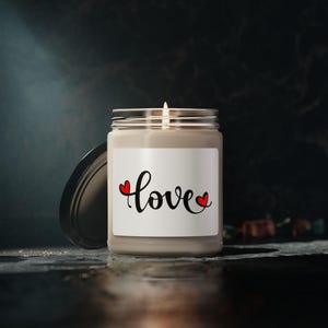 Soy Candle, Love Heart Design, Romantic Home Decor, Valentine&#39;s Day Gift, Aromatherapy Candle, Gift for Her, Red Heart Candle