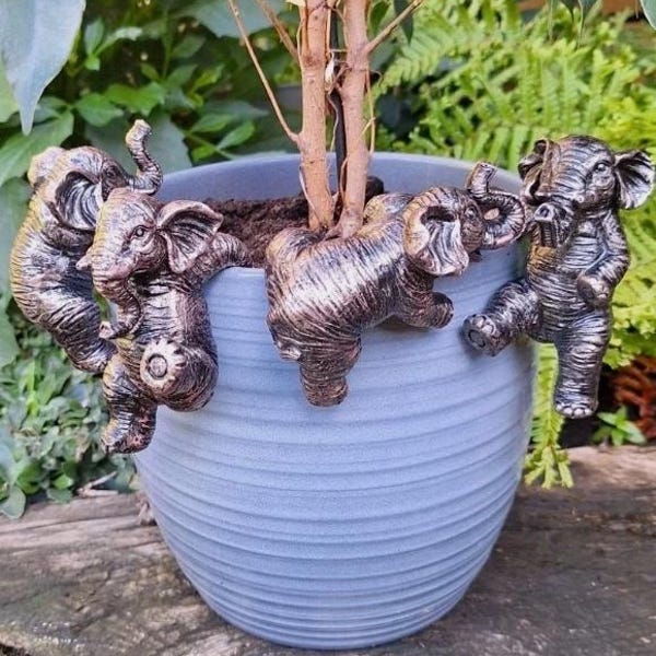 Elephant Pot Hanger BRONZED Gift Outdoor Indoor Ornament Birthday PHEB
