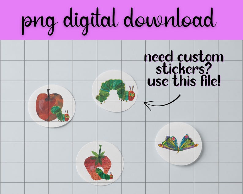 Pu&ograve; includere: Download digitale con adesivi circolari. Gli adesivi presentano illustrazioni di un bruco, una mela e una farfalla. Il testo include "png digital download" e "need custom stickers? use this file!"