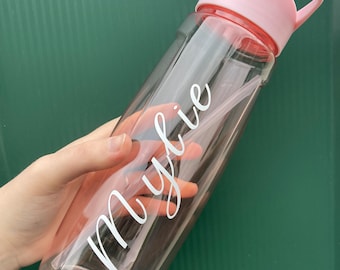 Personalised custom name | Water bottle | Customised | Grey or Pink | Any name