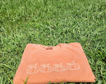 Pumpkin Outline Embroidered Comfort Colors Long Sleeve Tee, Simple Fall Pumpkin Crewneck Shirt,Minimal Fall Long Sleeve Thanksgiving Holiday
