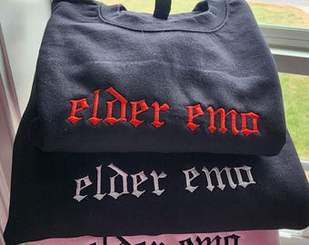Sudadera de cuello redondo bordada con motivos emo para personas mayores, ropa emo punk rock gótica personalizada, regalo gótico para mamá salvaje, nunca fue una fase emo bordada