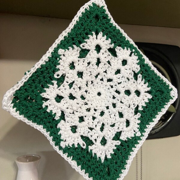 Snowflake Pot Holder