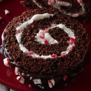 Peppermint Chocolate Cake Roll