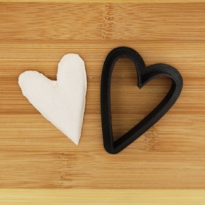 Valentine&#39;s Day Tall Heart Shaped Plastic Cookie Cutter - Polymer Clay Cutter - Fondant Cutter - Craft Cutters - 3d Printed Cookie Cutter
