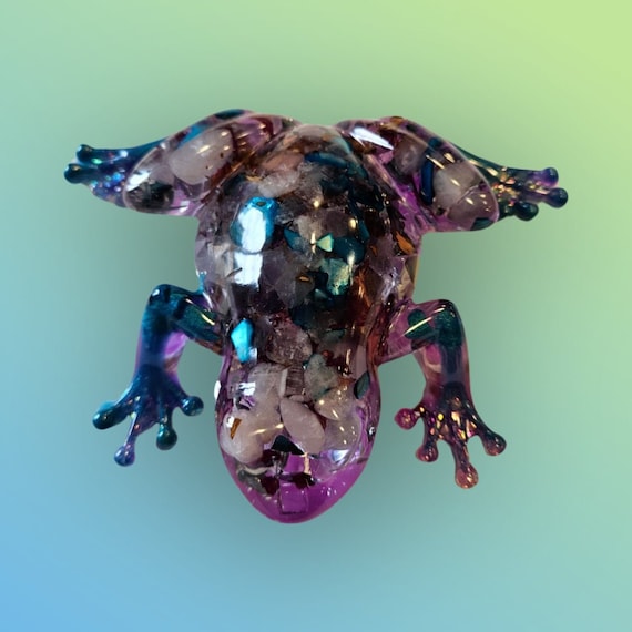 Handmade Rose Quartz /  amethyst / amphibian/ Frog / octopus/ lizard/ koi fish Gemstone / custom / dragon / gift/ Lizard Animal Figueres