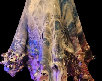 Resin Glass Ghosts Décorwith stand Floating Ghost