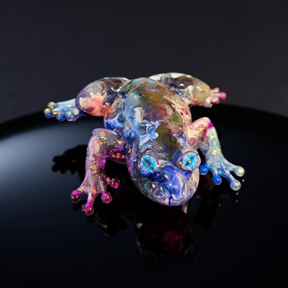 Jade and amethyst Frog   Frog / Gemstone Frog / custom / Frog lovers gift / Frog gift/ Frog collectors. Handmade