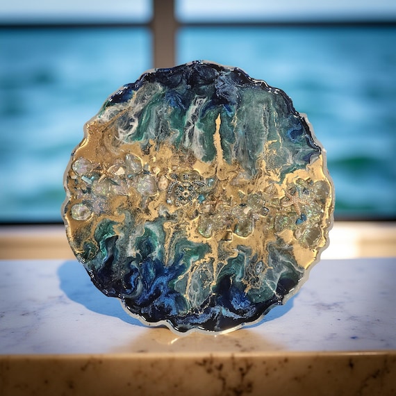 Ocean-Inspired Resin Art Tray – 13” Round Coastal Glass Décor