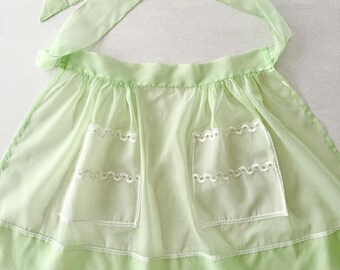 Vintage Sheer Half Apron With Mint Green Lace Pockets, 1950s Cottagecore