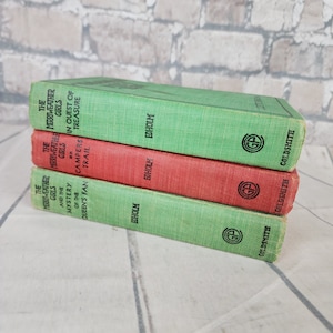 The Merriweather Girls / Hardcover Books / Author Lizzette Edholm / 1932 / Made in USA / Mystery