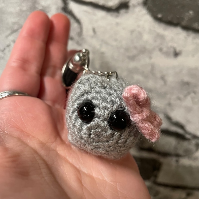 PREORDER Mini Sad Hamster Meme keychain, crocheted, approx. 3 cm, Please read the description image 5