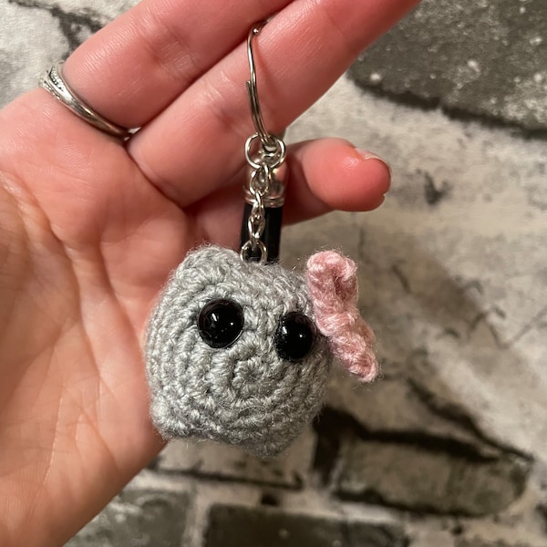 PREORDER - Mini Sad Hamster Meme keychain, crocheted, approx. 3 cm, Please read the description