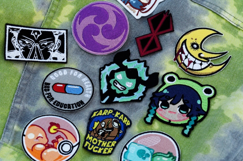 Anime geborduurde opstrijkpatch - borduurbadge geïnspireerd op paarse schaduw afbeelding 2