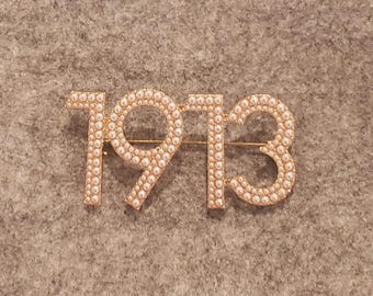Exaggerated Pearl 1913 Brooch (four options)