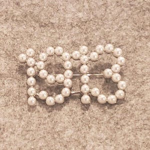 DST Pins and Brooches large 1913 pin