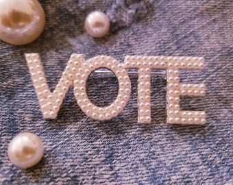 Pearl VOTE Pin