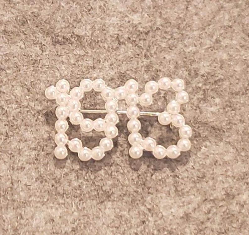 DST Pins and Brooches small 1913 pin