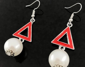 Tefnut Triangle Drop Earrings
