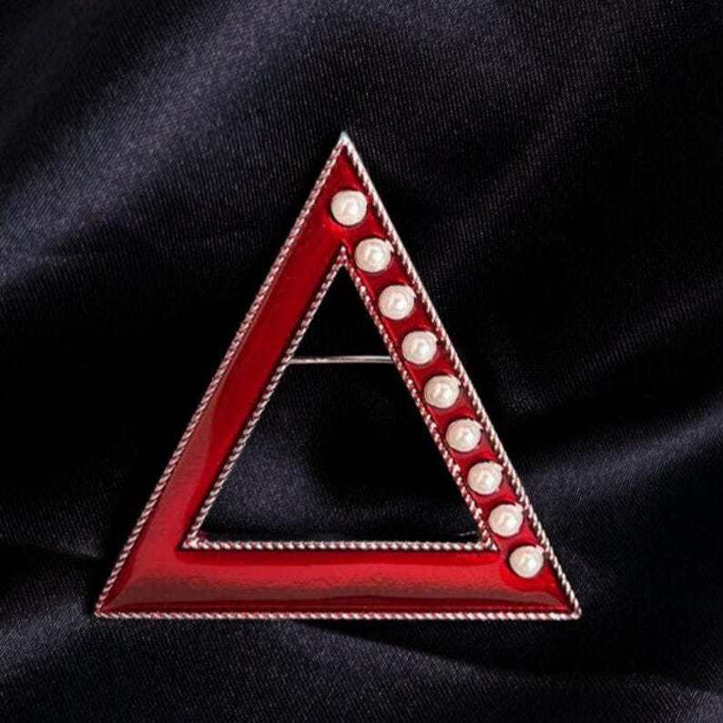 DST Pins and Brooches Silver