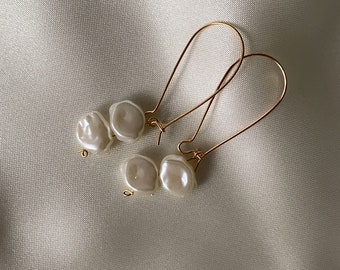 Boucles d’oreilles minimaliste en perles nacré, bijoux minimalistes, cadeau idéal pour elle, acier inoxydable, bijoux pendants, boucles d’or