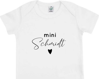 Baby body with name | Mini 'last name' with heart | Personalized Gift Birth Newborn Short Sleeve Girl Boy | Individual baby body