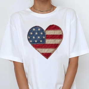 Vintage shirt met hart namaak patchwork, T-shirt met patriottische vlag in landelijke stijl, comfortabele kleuren boho americana top
