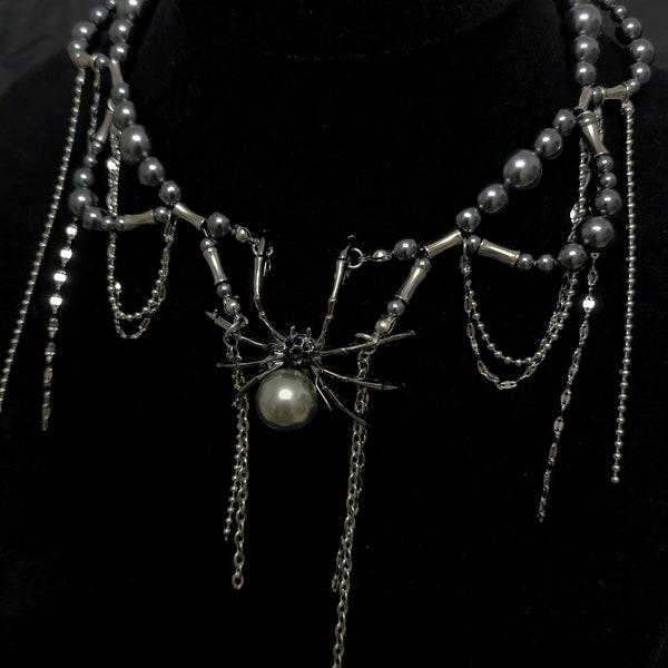 Pearl Gold Chain Neckalce,Fairycore Spider Necklace,Gothic Layered Pearl Choker Neckalce,Grunge Cottagecore Jewelry,Halloween Jewelry