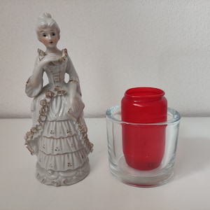 Vintage porcelain figurine &quot;Beauty&quot;