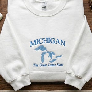 Michigan Embroidered Sweatshirt Pocket Embroidery Design Crewneck Pride Great Lakes State Pullover Cozy Apparel Casual Wear Comfortable