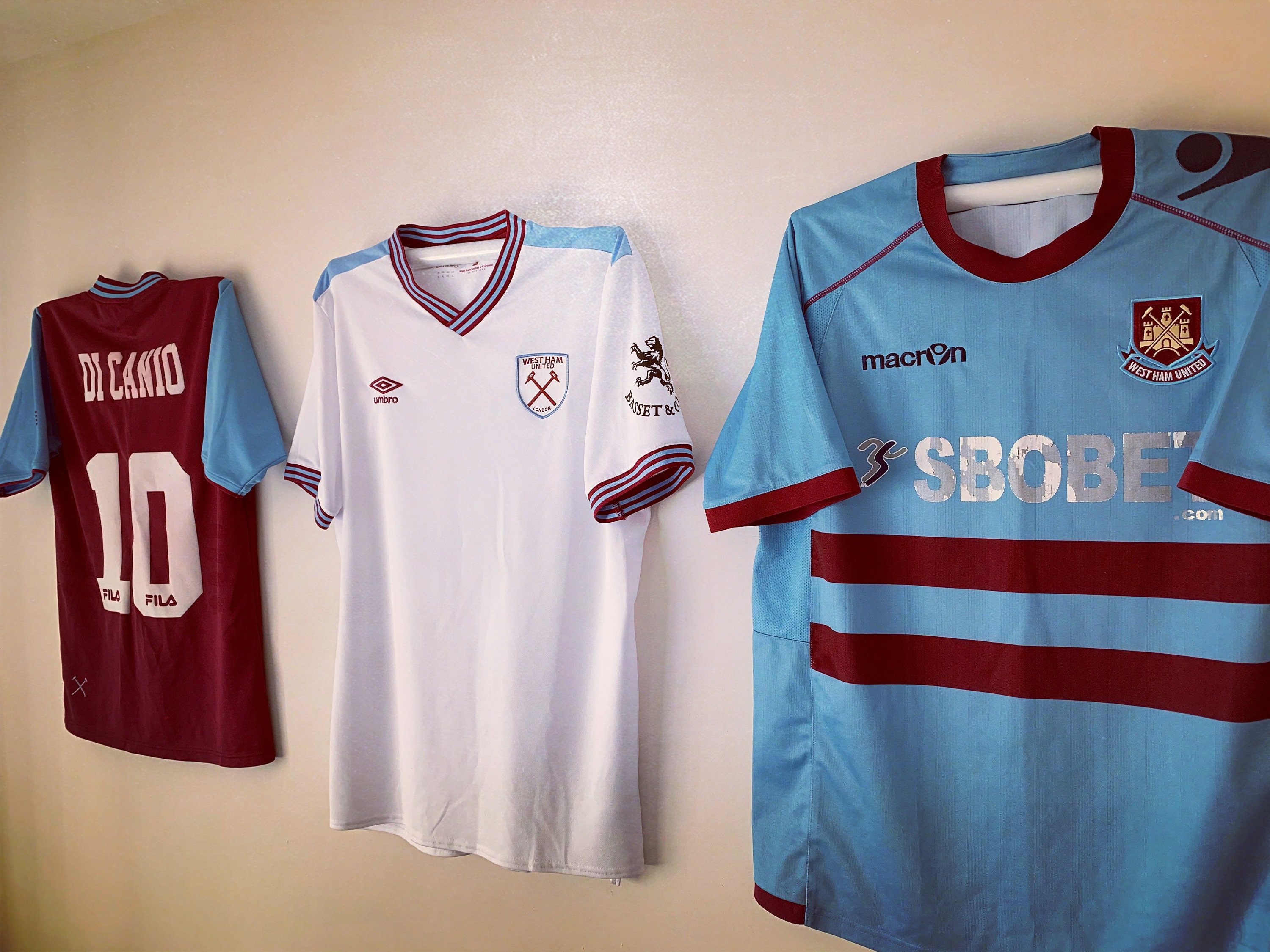 SHIRT HERO Shirt Display Mount Etsy