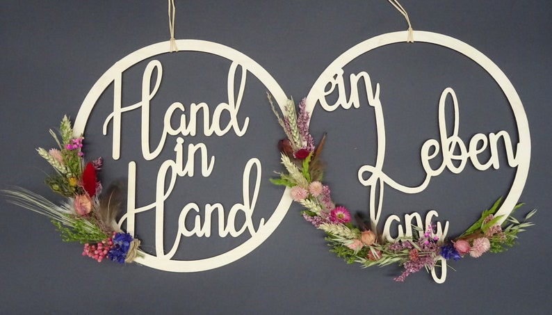 Hochzeitsschilder, Hand in Hand ein Leben lang Stuhlschilder, Stuhlschild, Hochzeitsdeko, Wunschnamen,, Set 2 Stück, HoLziKAT Bild 5