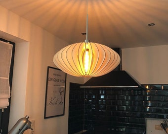 HoLziKAT Hängelampe  ZUSAMMENGEBAUT Lampenschirm Holzlampe OHNE Fassung und Leuchtmittel  handmade handcrafted handgefertigt