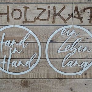 Hochzeitsschilder, Hand in Hand ein Leben lang Stuhlschilder, Stuhlschild, Hochzeitsdeko, Wunschnamen,, Set 2 Stück, HoLziKAT Bild 7